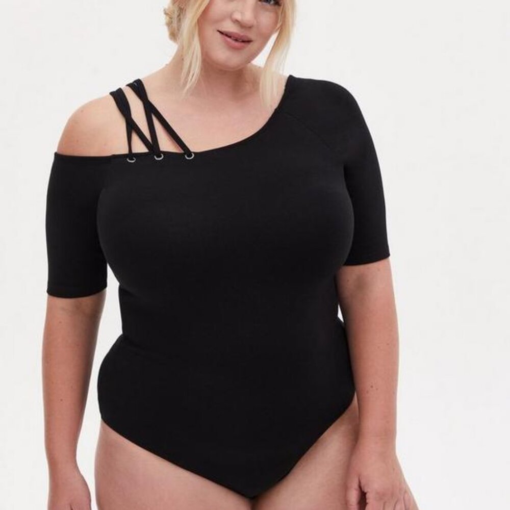 Black Cold Shoulder Strappy Foxy Bodysuit Size 4